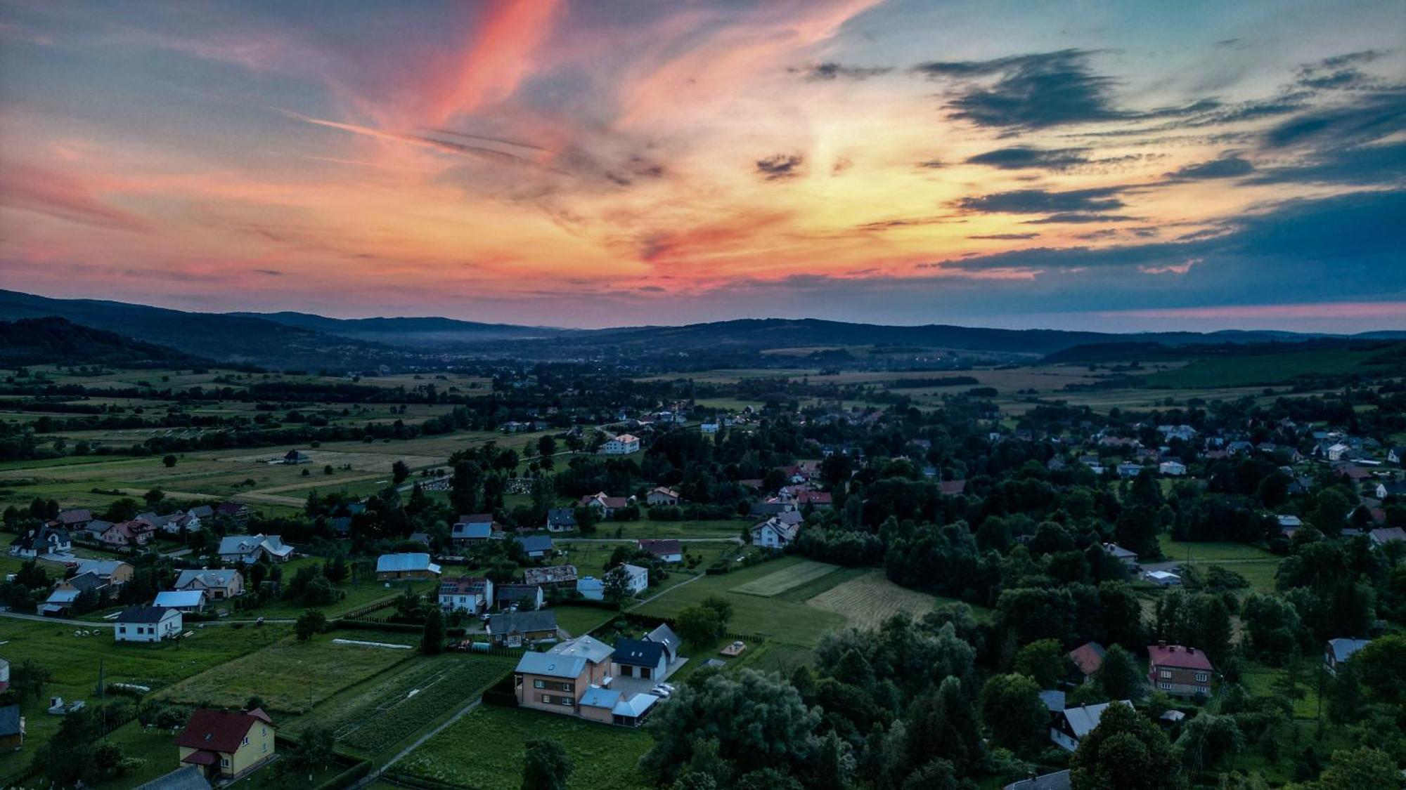 Agroturystyka U Podnoza Gory Cergowej Дукля Екстер'єр фото