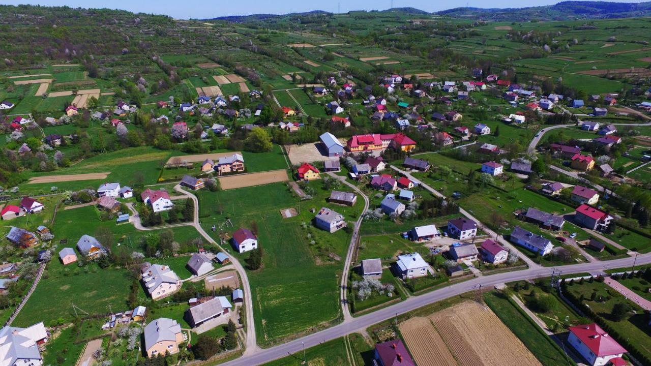 Agroturystyka U Podnoza Gory Cergowej Дукля Екстер'єр фото