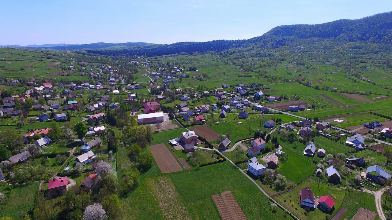 Agroturystyka U Podnoza Gory Cergowej Дукля Екстер'єр фото